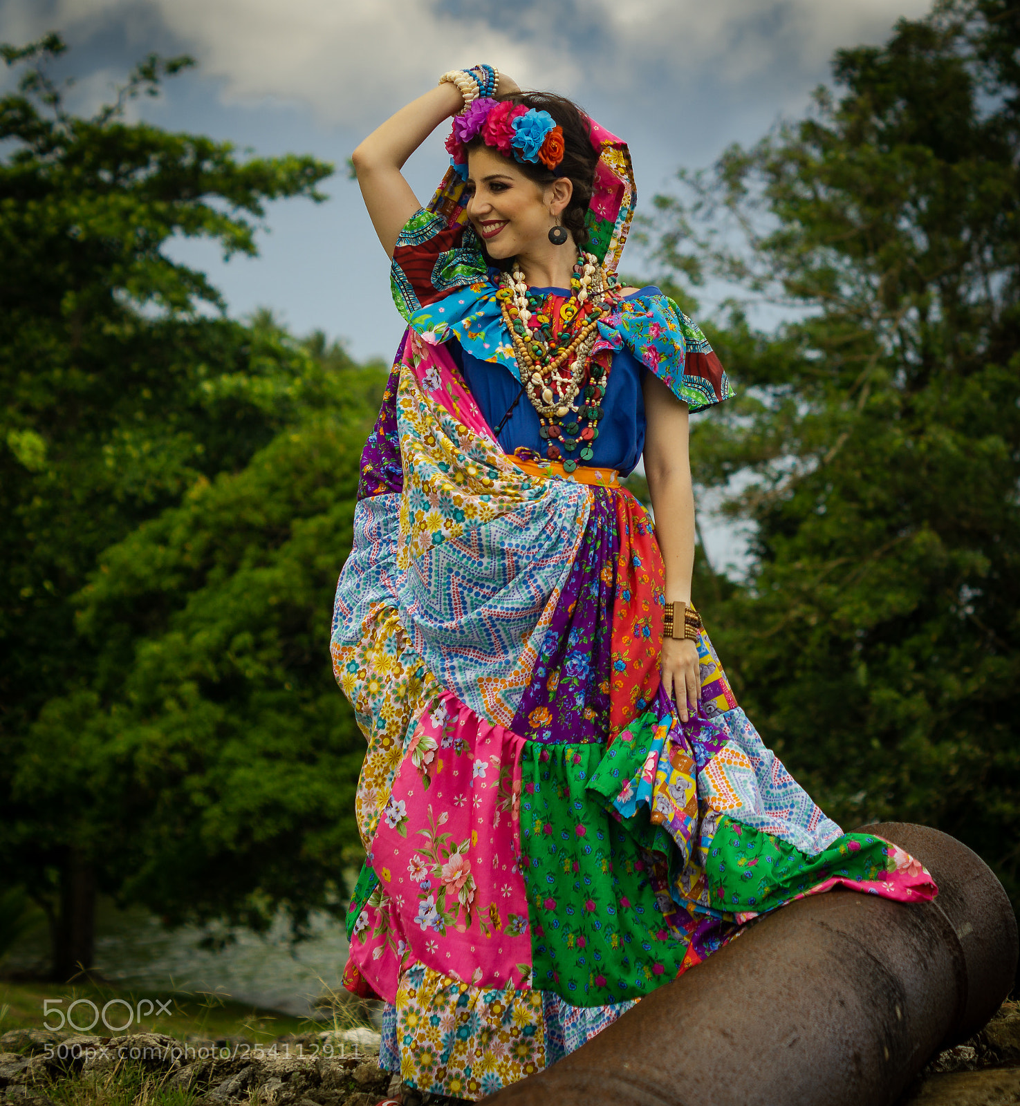 Sony a6000 sample photo. Conga pollera festival photography