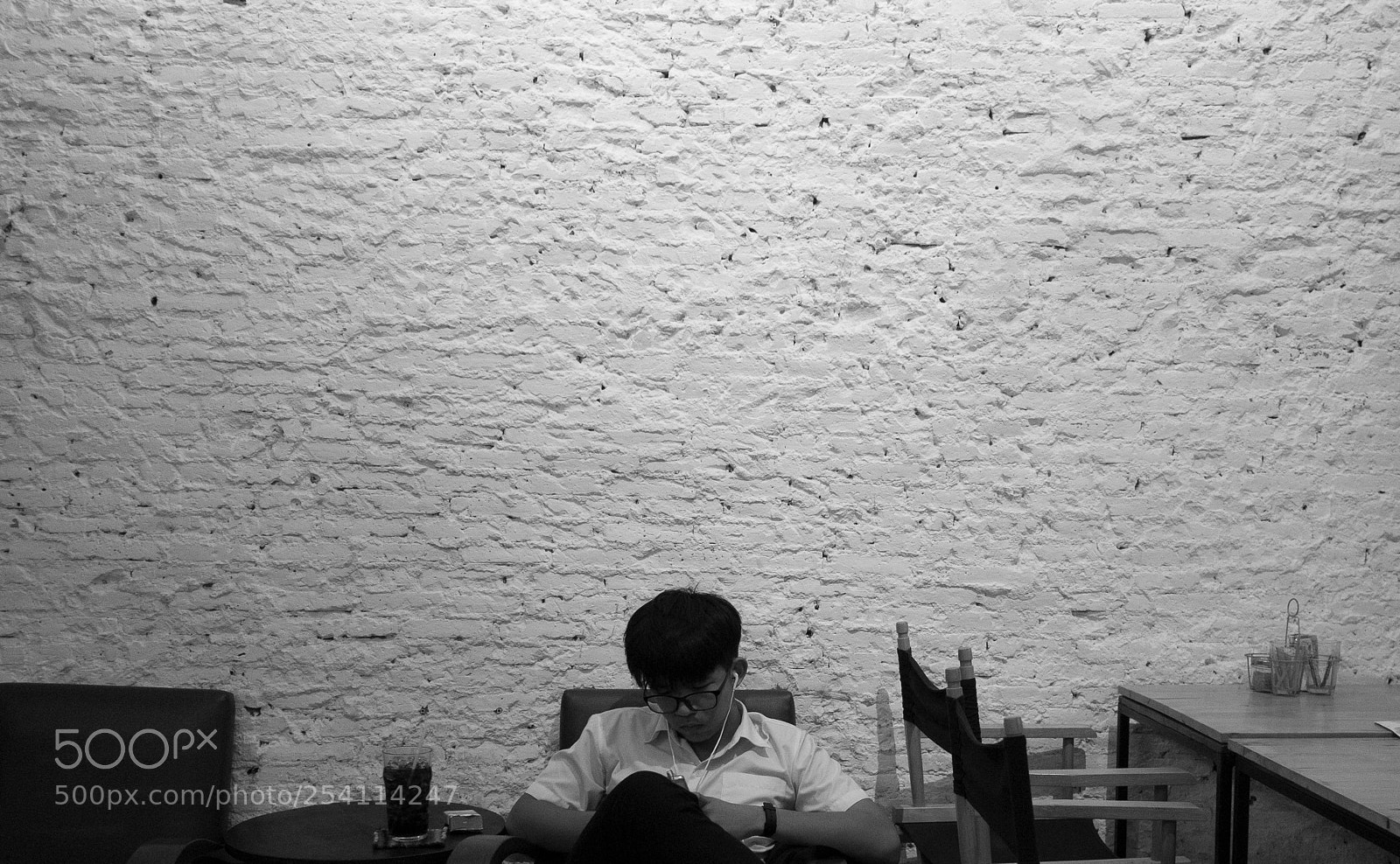 Fujifilm X-Pro1 sample photo. Bangkok coffee shop photography