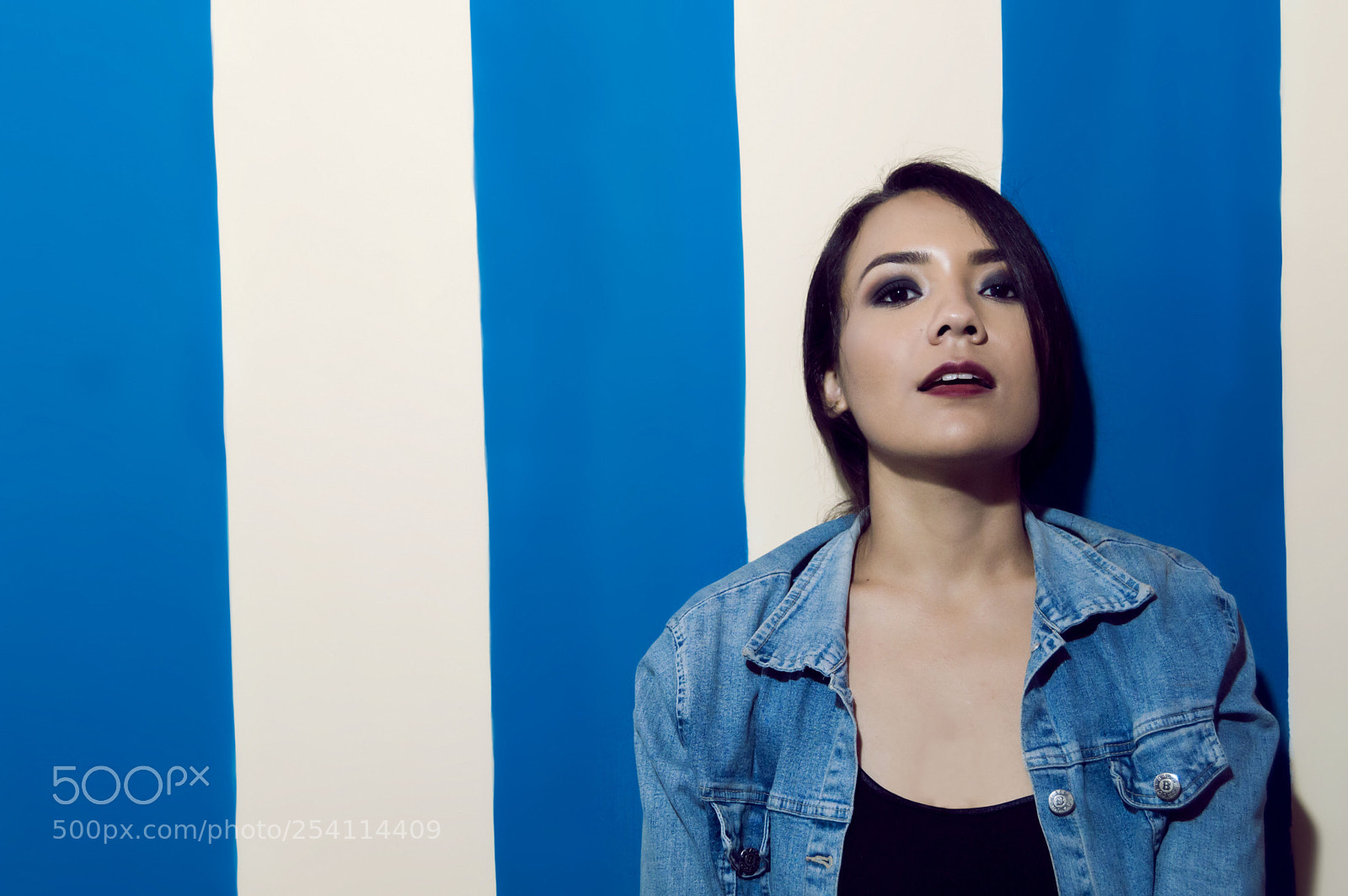 Nikon D3200 sample photo. White and blue photography