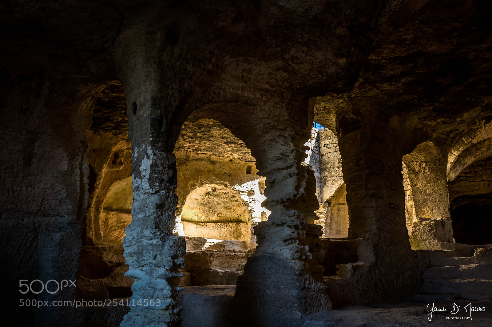 Canon EOS 7D Mark II sample photo. Abbaye de saint-roman photography
