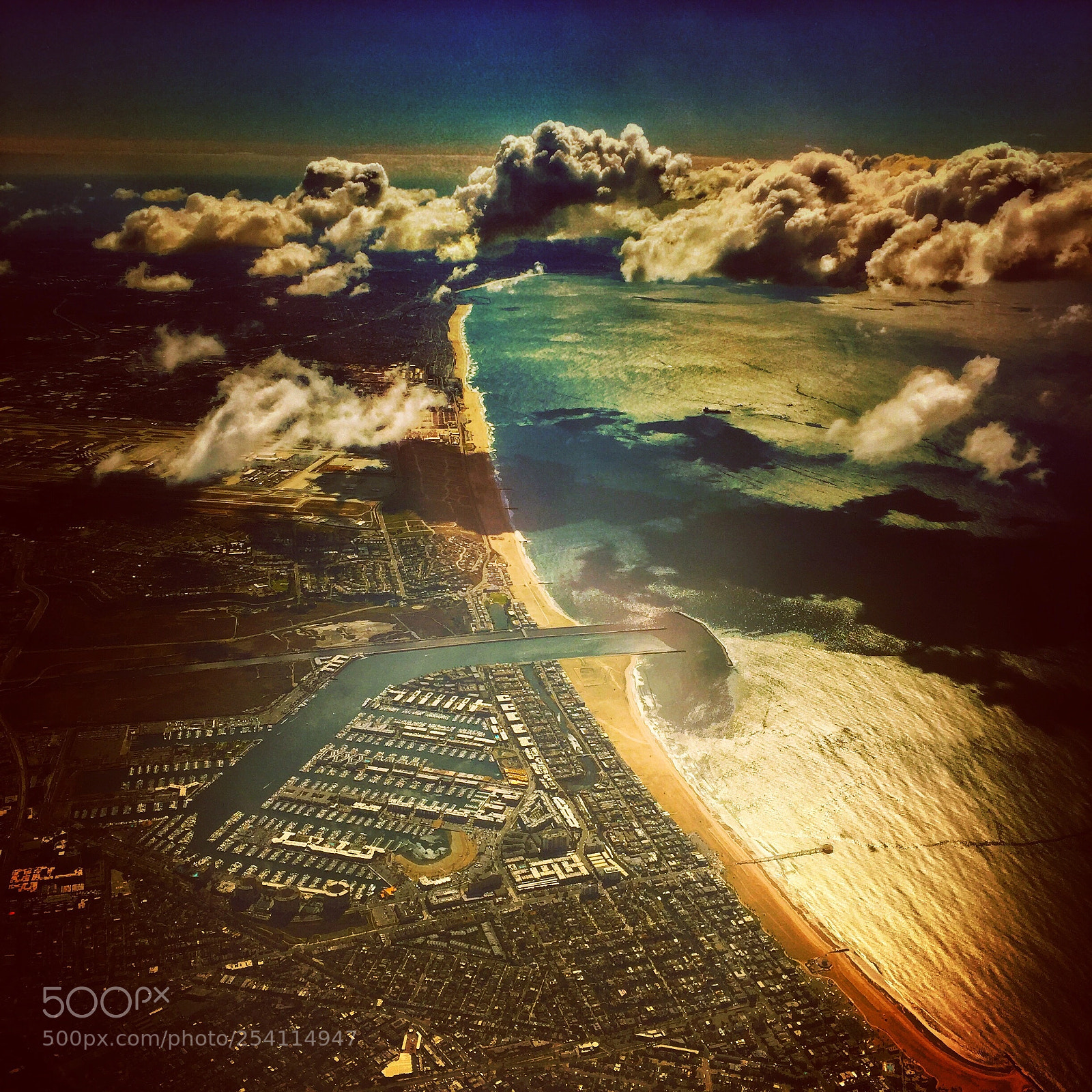Apple iPhone 6 sample photo. Los angeles soon landing photography