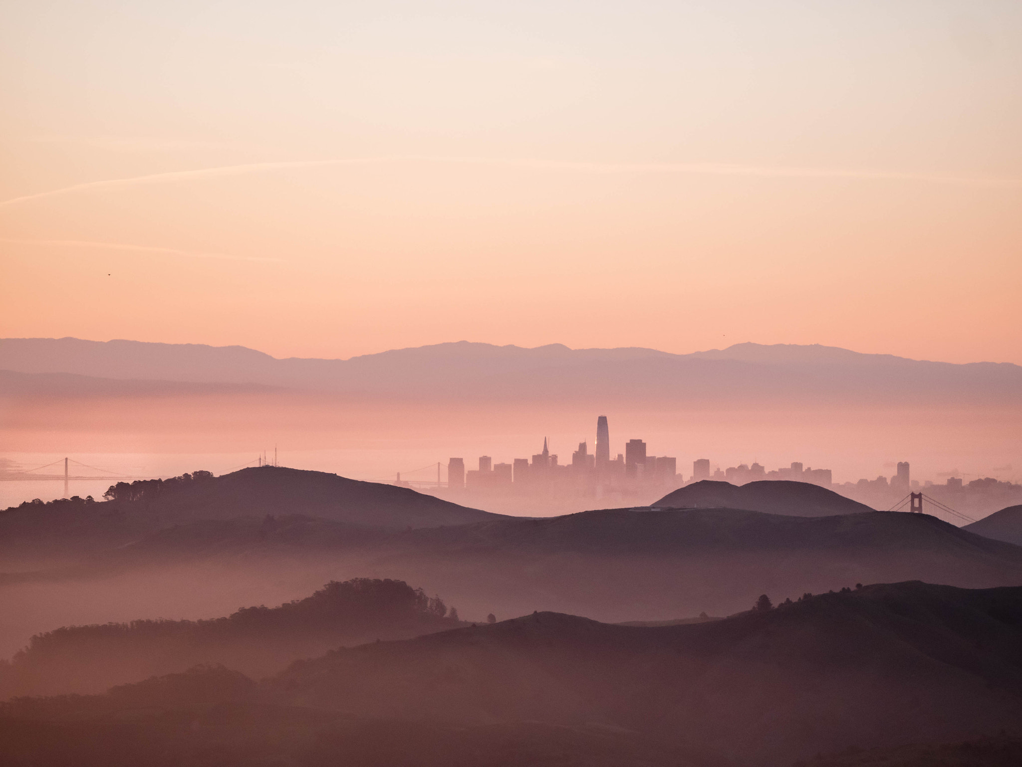 Panasonic Lumix DMC-GX85 (Lumix DMC-GX80 / Lumix DMC-GX7 Mark II) sample photo. Sf sunrise photography