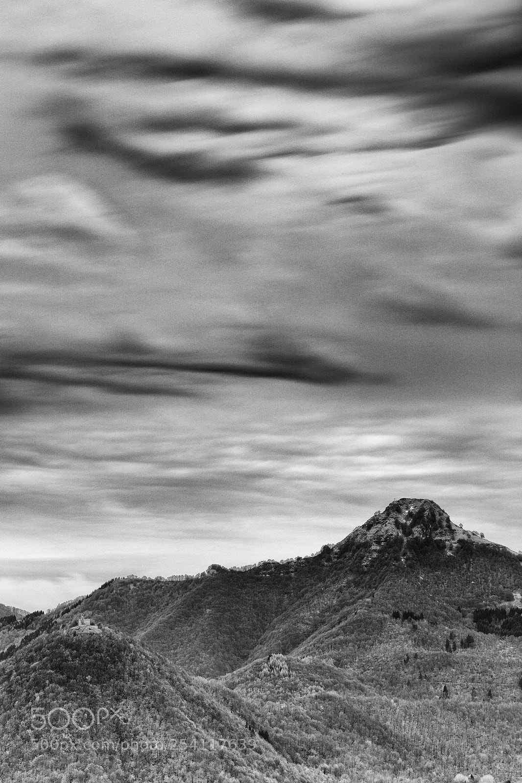 Canon EOS 5D Mark IV sample photo. San zeno e sasso photography