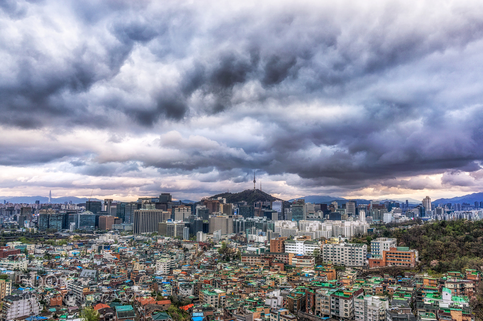 Sony a6000 sample photo. Dark sky over seoul photography