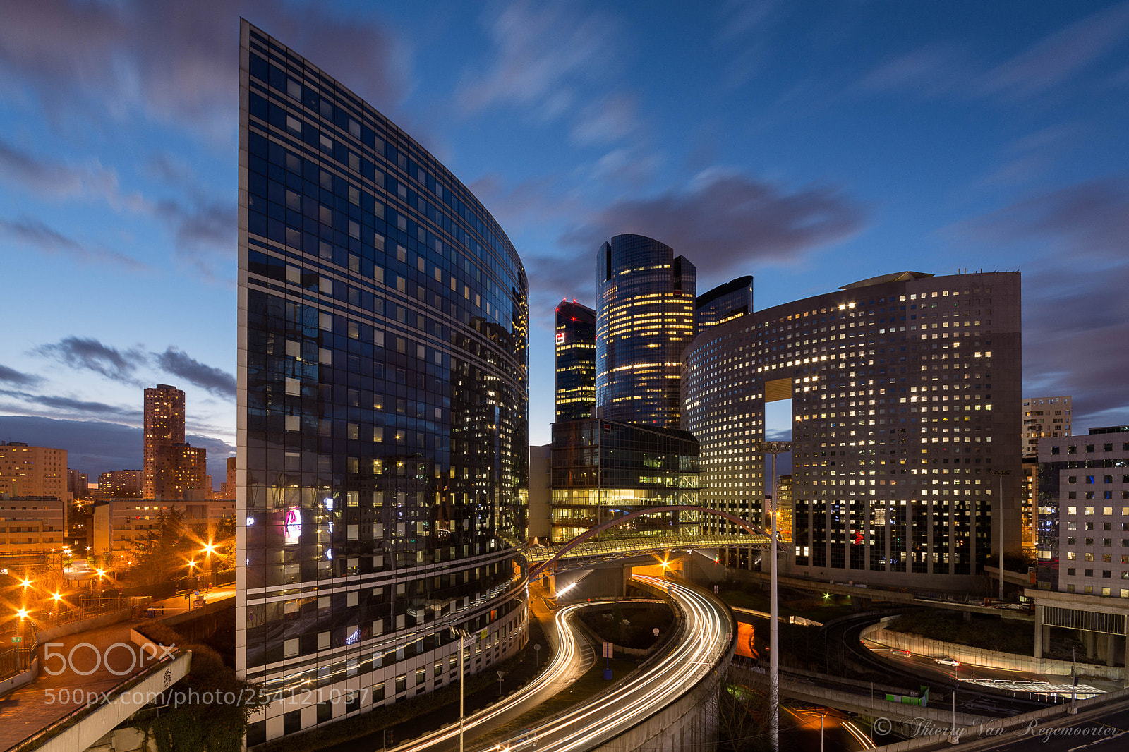 Nikon D7100 sample photo. Paris la défense photography