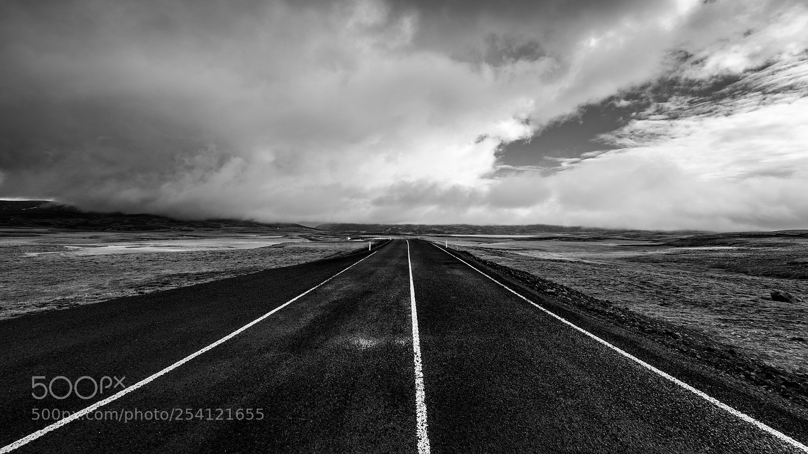 Nikon D4S sample photo. Black & white road photography