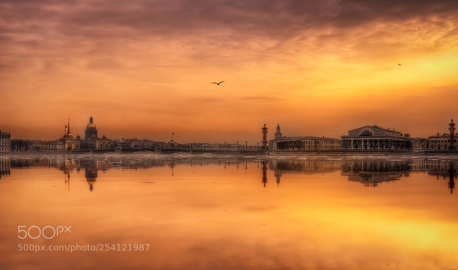 Olympus OM-D E-M5 II sample photo. Evening petersburg. at sunset photography