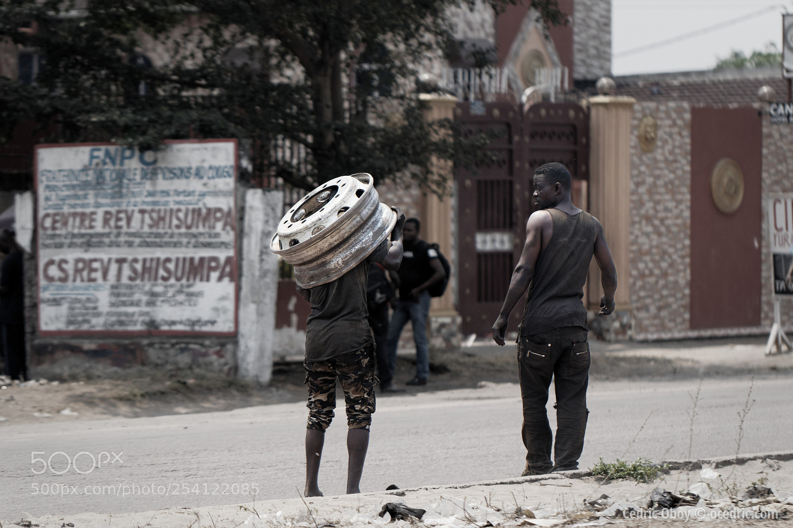 Canon EOS 70D sample photo. Kinshasa wheel photography