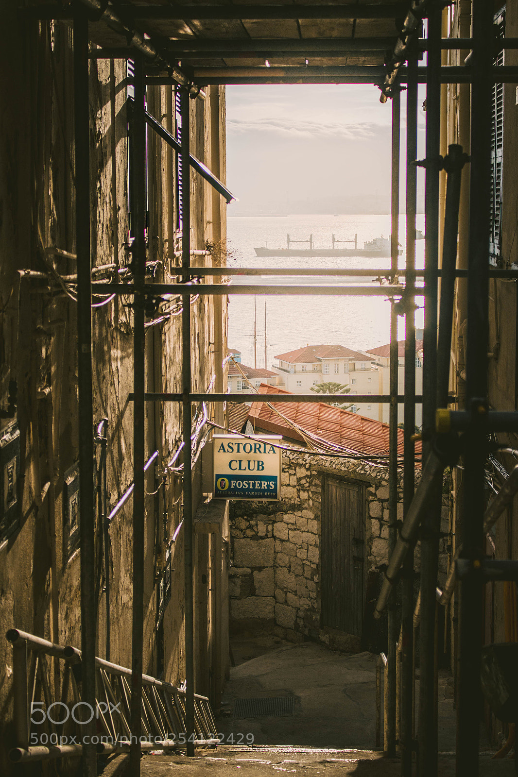 Canon EOS 700D (EOS Rebel T5i / EOS Kiss X7i) sample photo. Streets of gibraltar photography