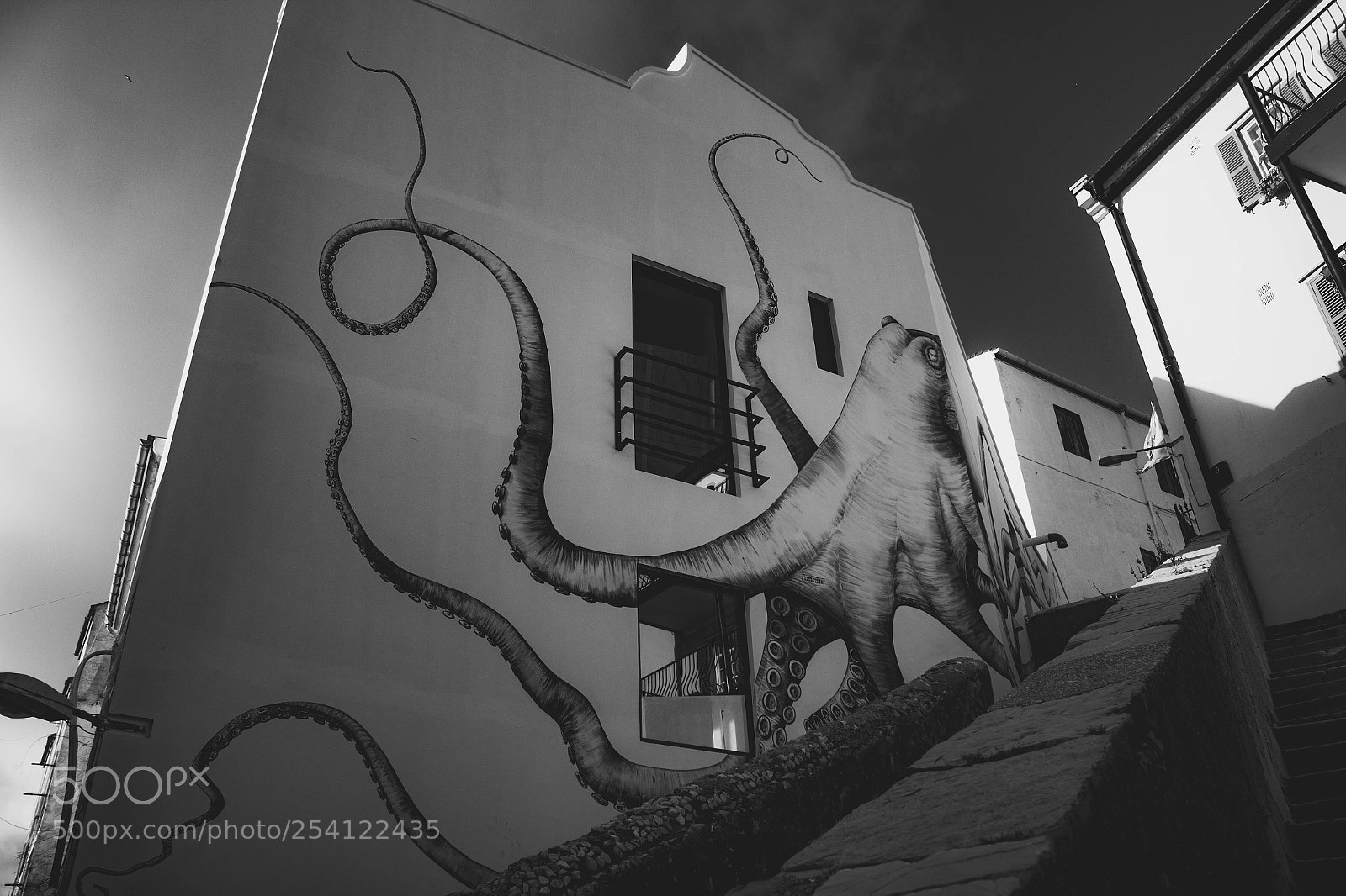 Canon EOS 700D (EOS Rebel T5i / EOS Kiss X7i) sample photo. Streets of gibraltar photography