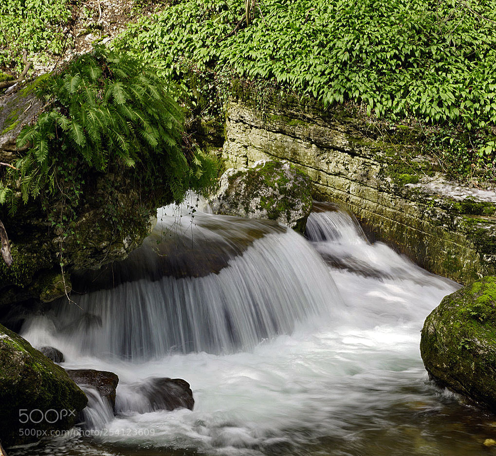 Sony ILCA-77M2 sample photo. Falling water photography