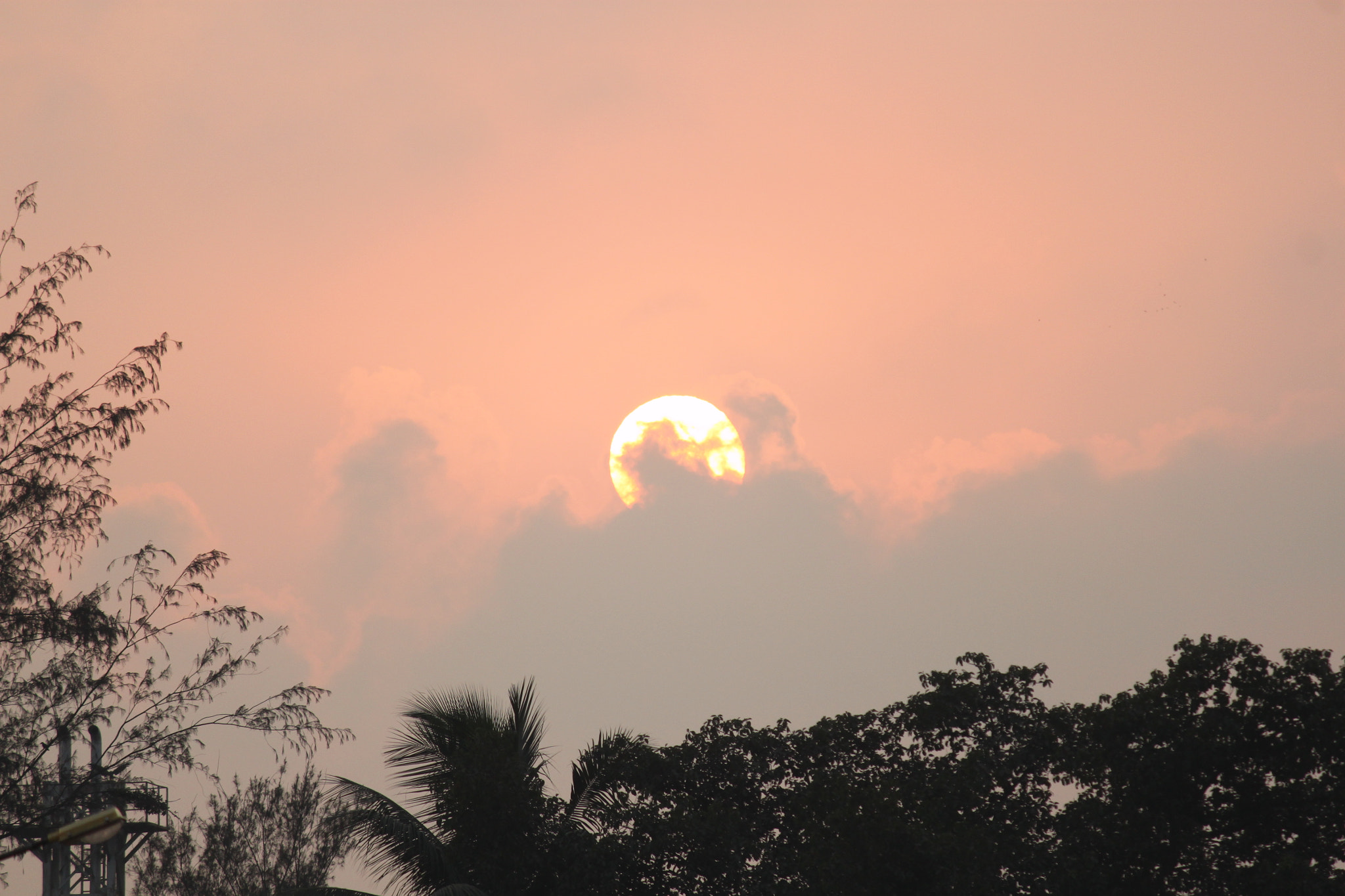 Canon EF-S 55-250mm F4-5.6 IS sample photo. Sun set photography