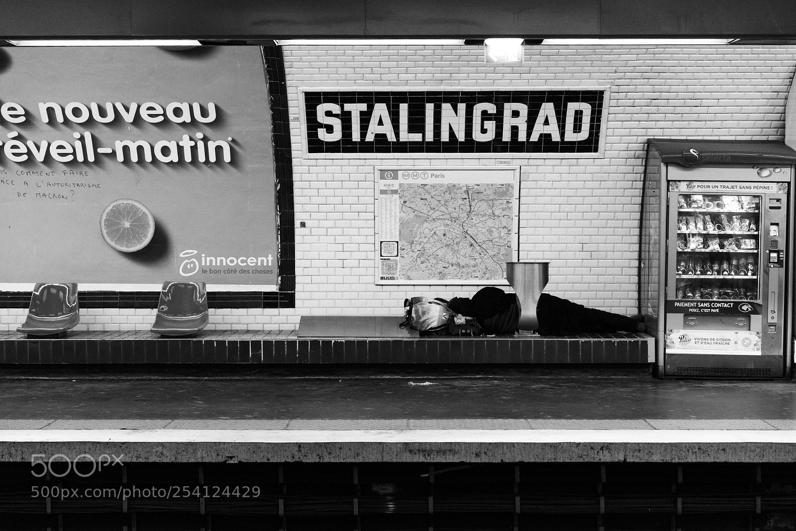 Sony a7 II sample photo. Innocent in stalingrad photography