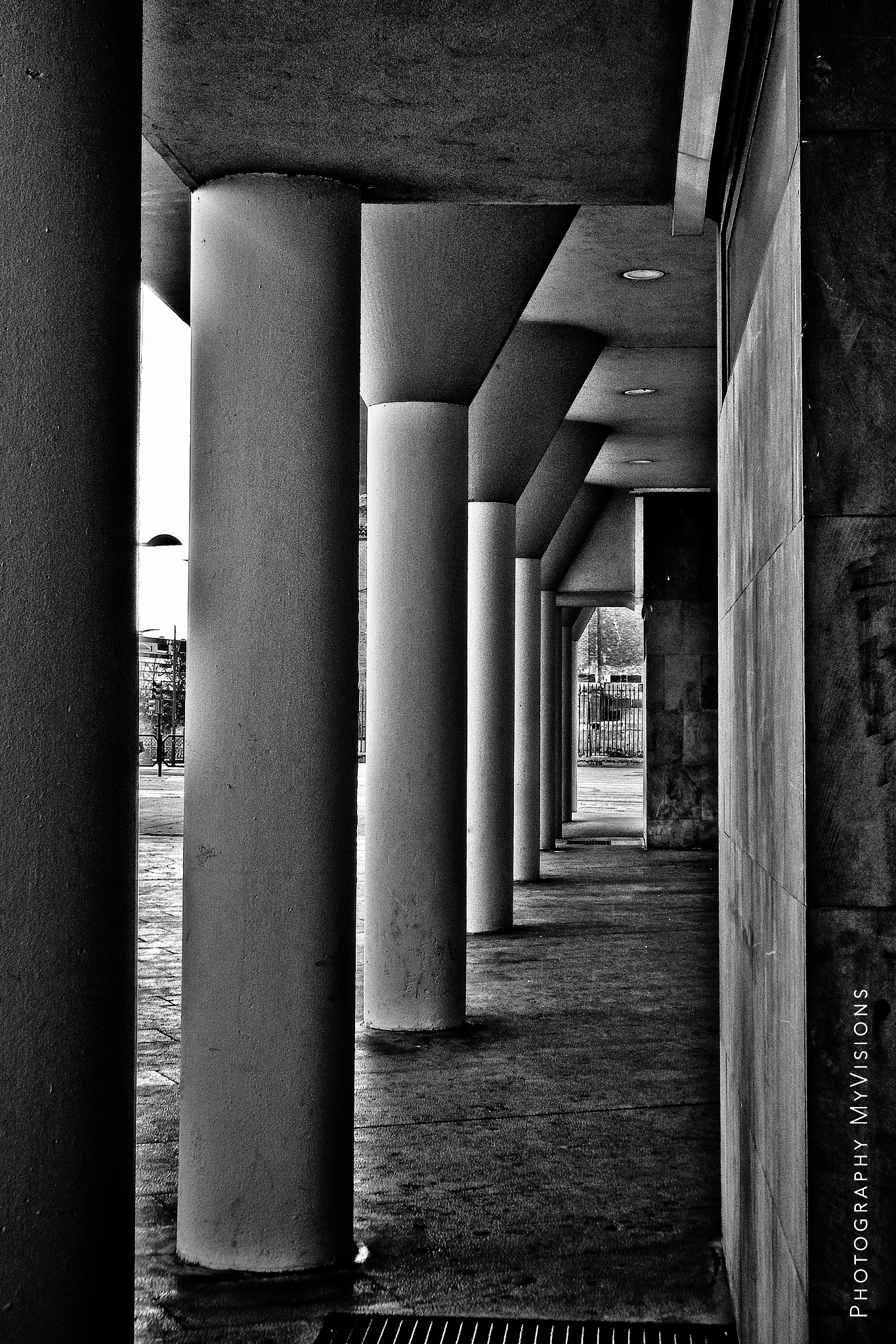 Nikon Coolpix AW130 sample photo. Perpendicularidad photography