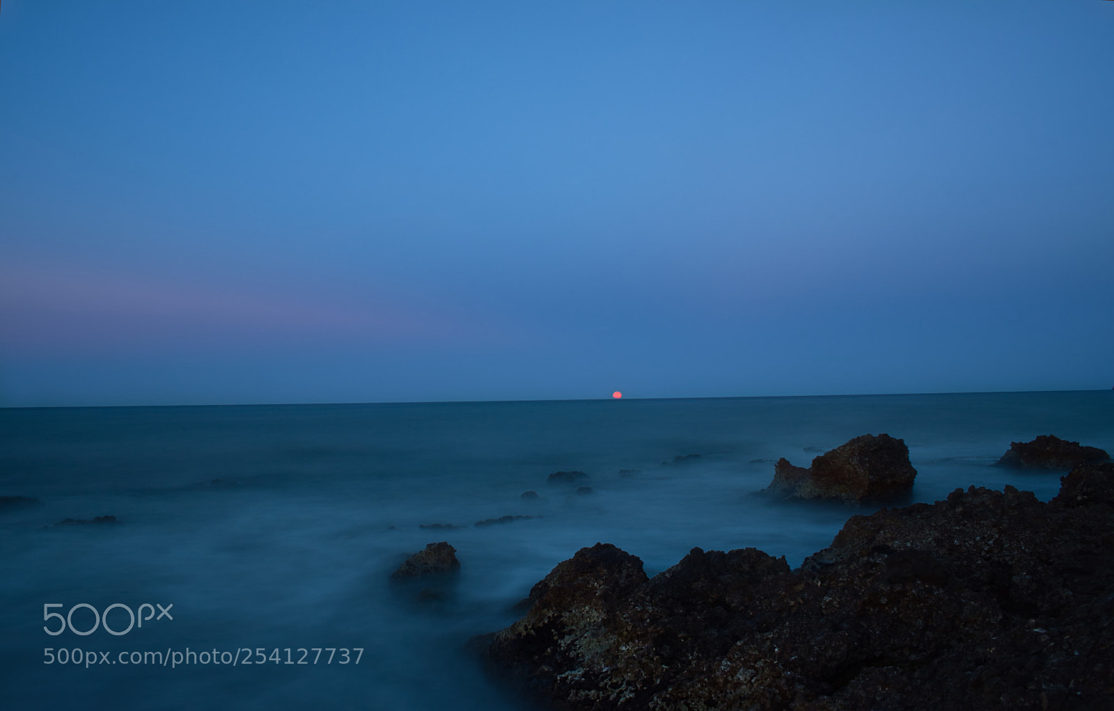 Nikon D5600 sample photo. Red moon blue sea photography
