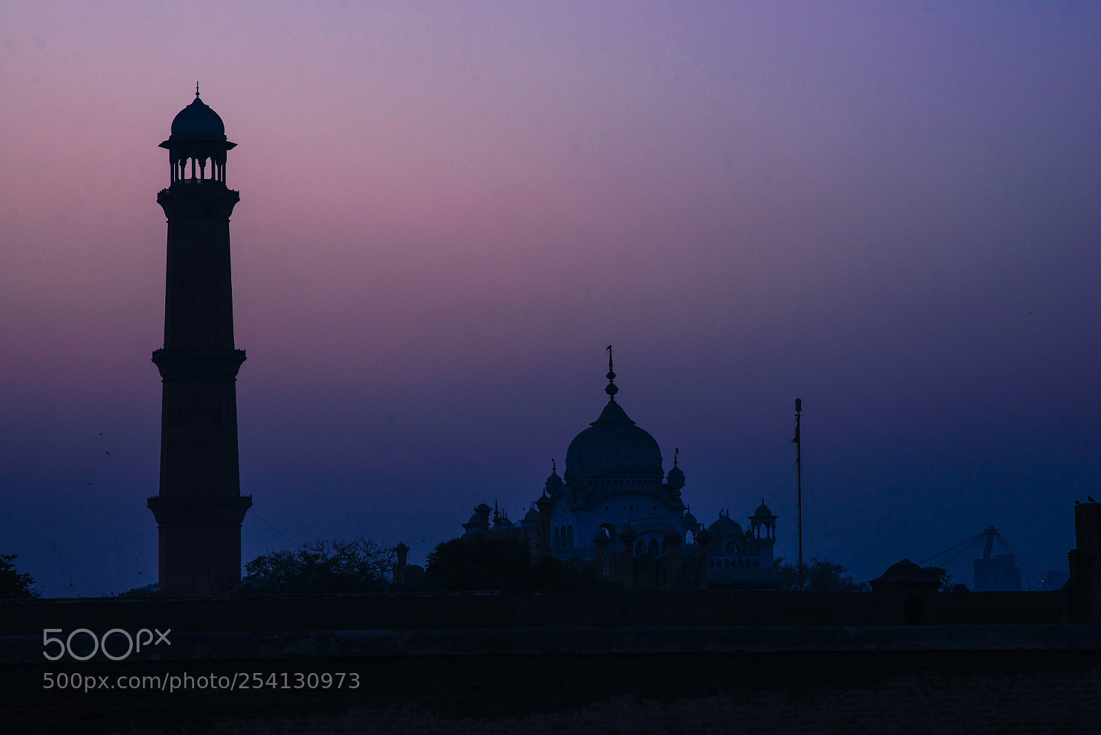 Nikon D610 sample photo. Silhouette of baadshahi masjid photography