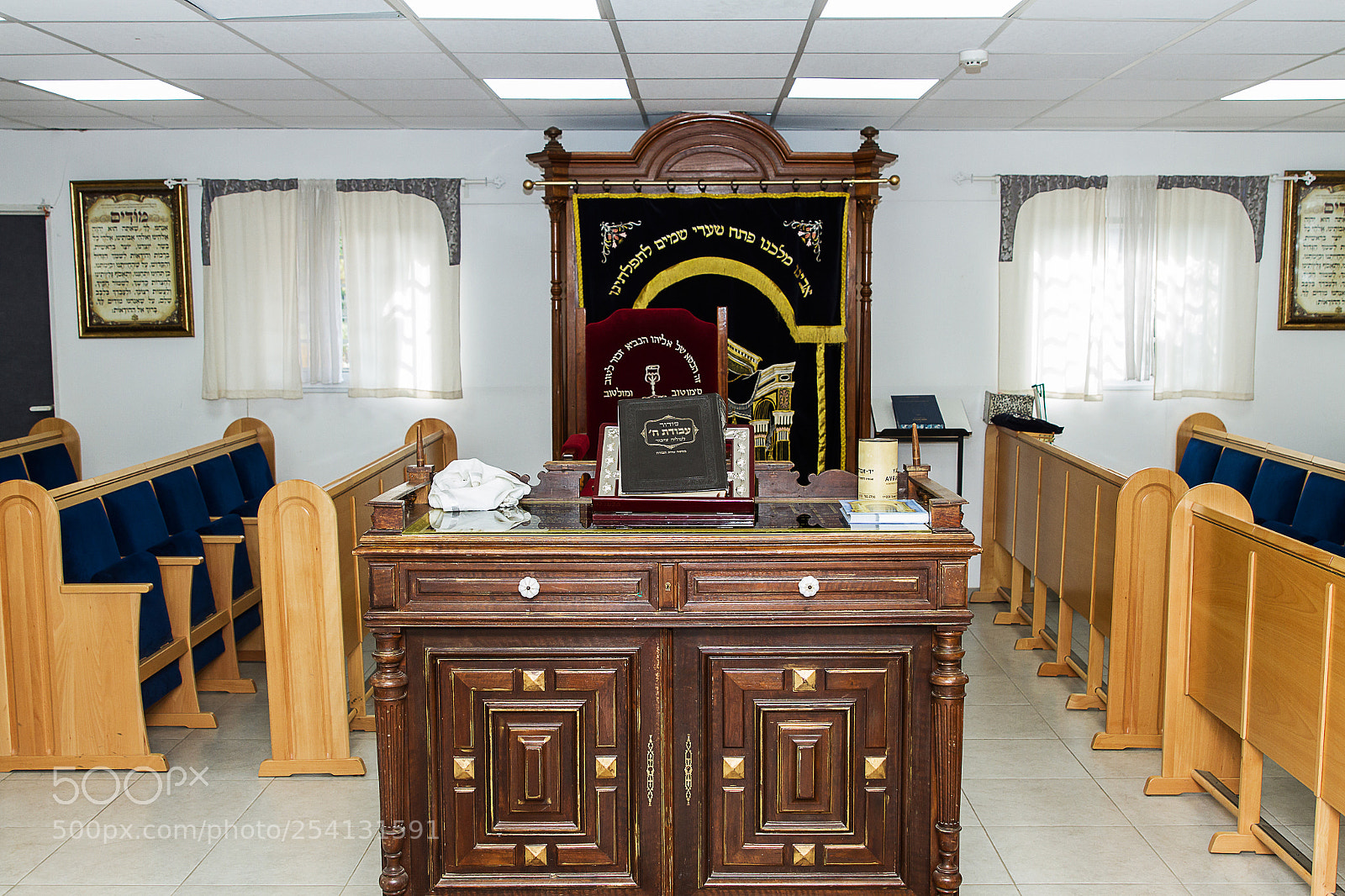 Canon EOS 7D sample photo. The interior of the photography