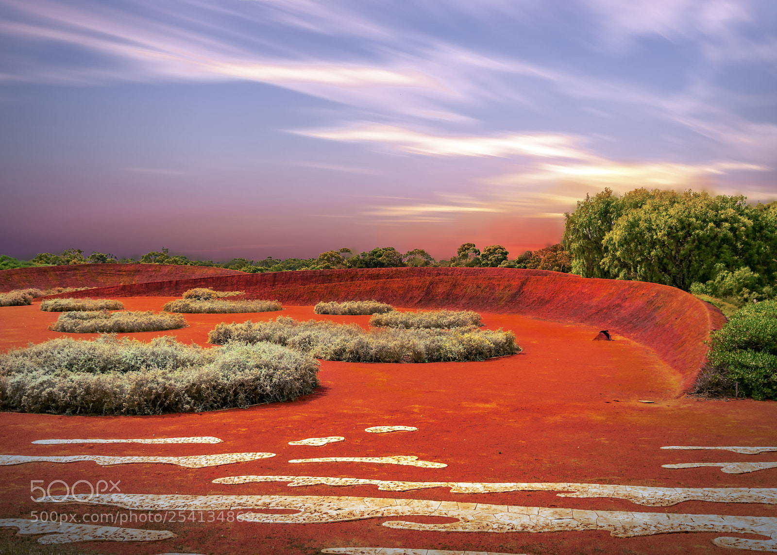 Canon EOS 6D Mark II sample photo. The red centre photography
