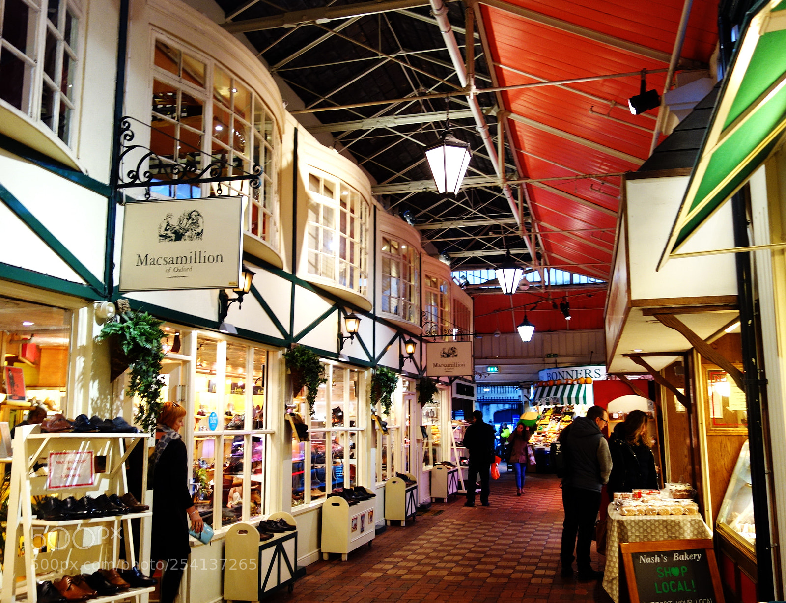 Sony Cyber-shot DSC-RX100 sample photo. Covered market, oxford, uk photography