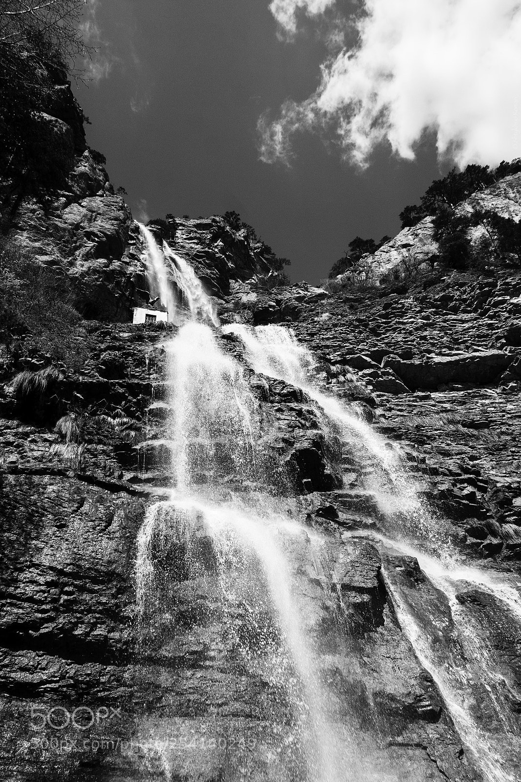 Canon EOS 350D (EOS Digital Rebel XT / EOS Kiss Digital N) sample photo. Uchan-su (waterfall) photography