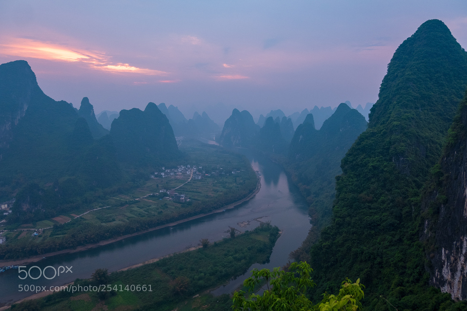 Fujifilm X-T20 sample photo. Sunrise - li river photography