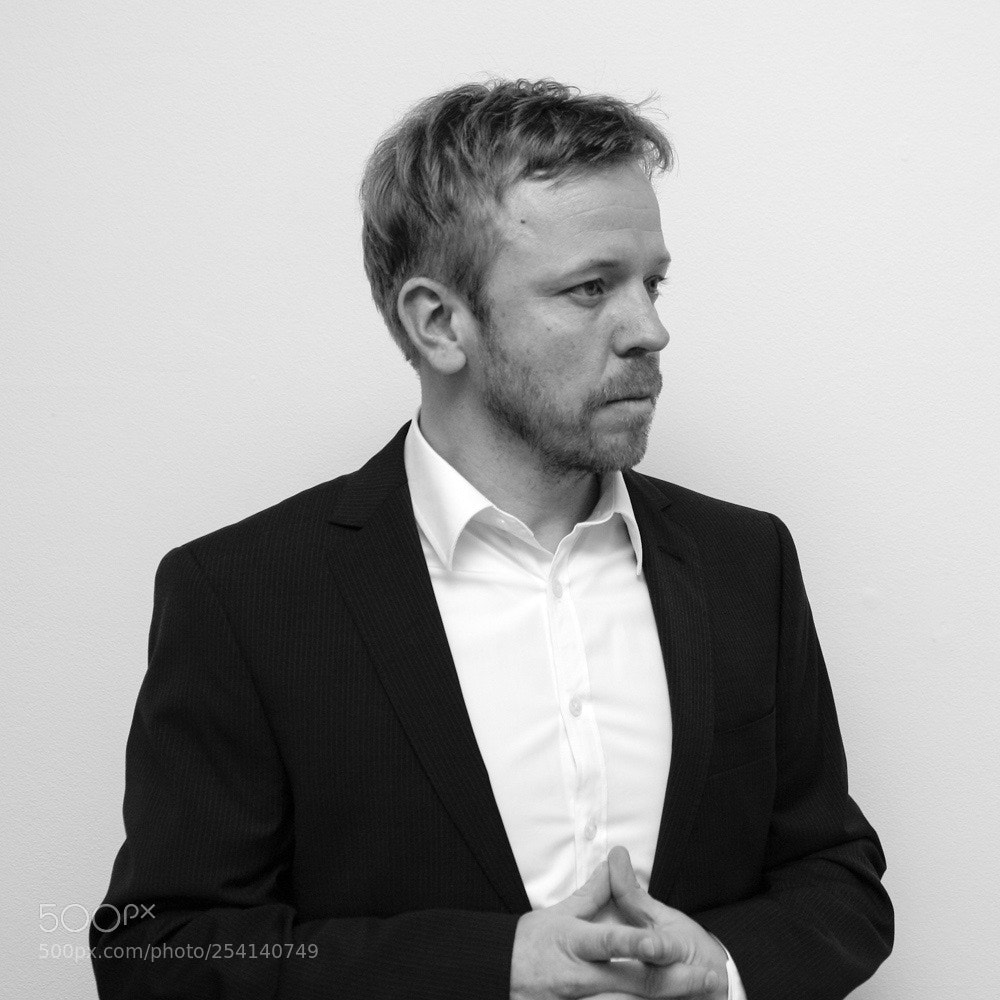 Canon EOS 5D sample photo. Portrait business photography