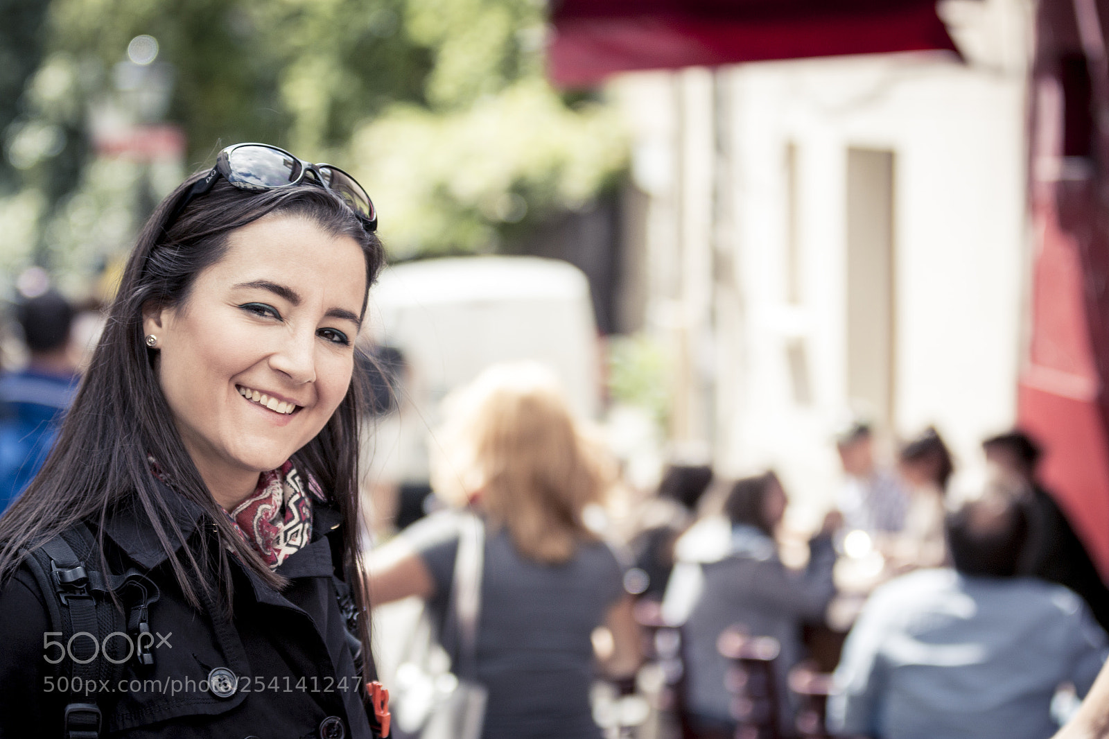 Canon EOS 70D sample photo. Young casual woman smiling photography