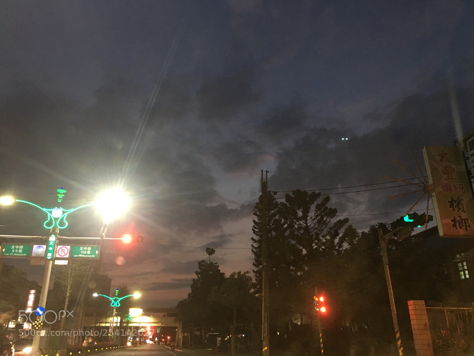 Apple iPhone 6s Plus sample photo. Untitled photography