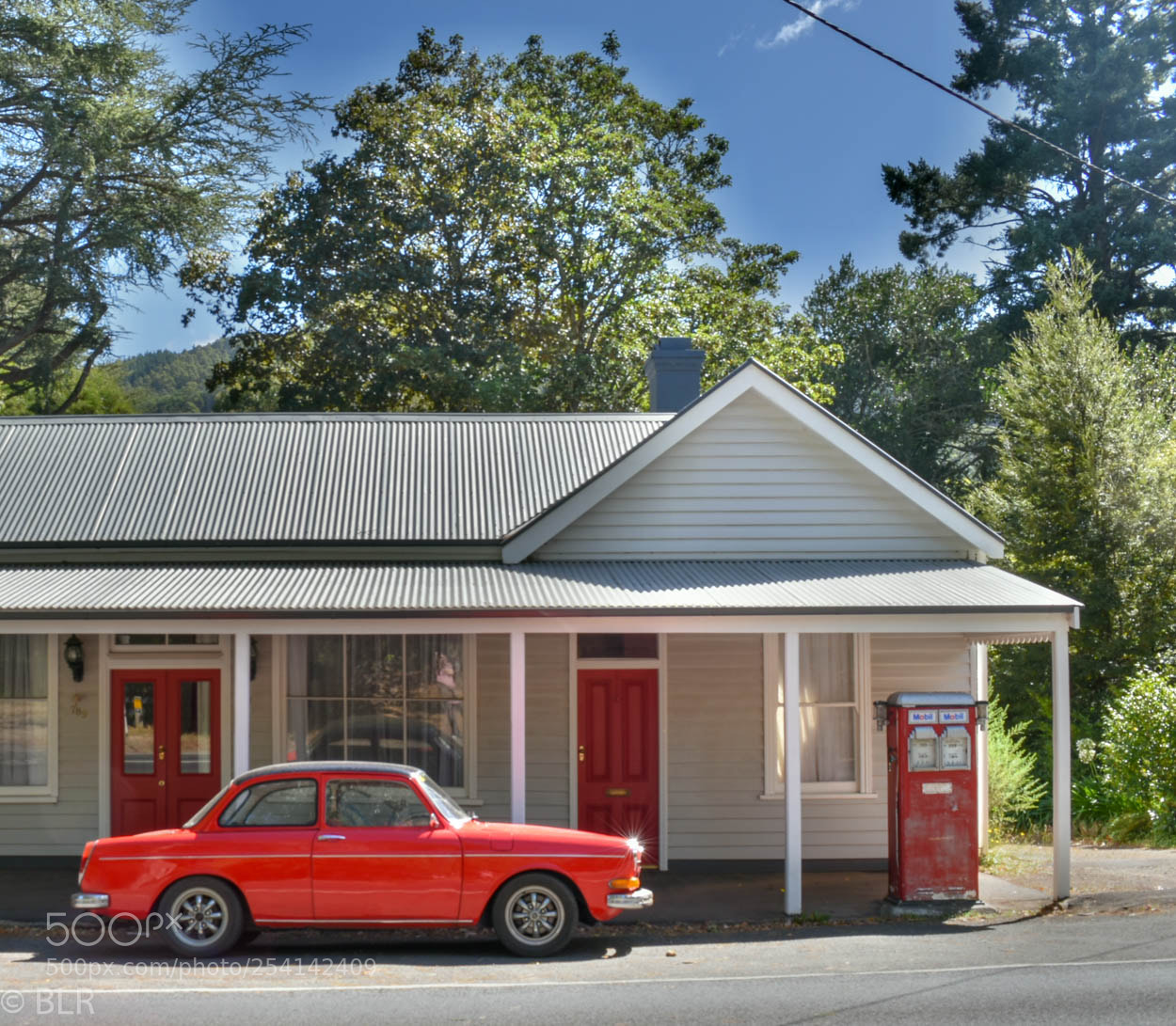Nikon D5600 sample photo. Red car doors photography
