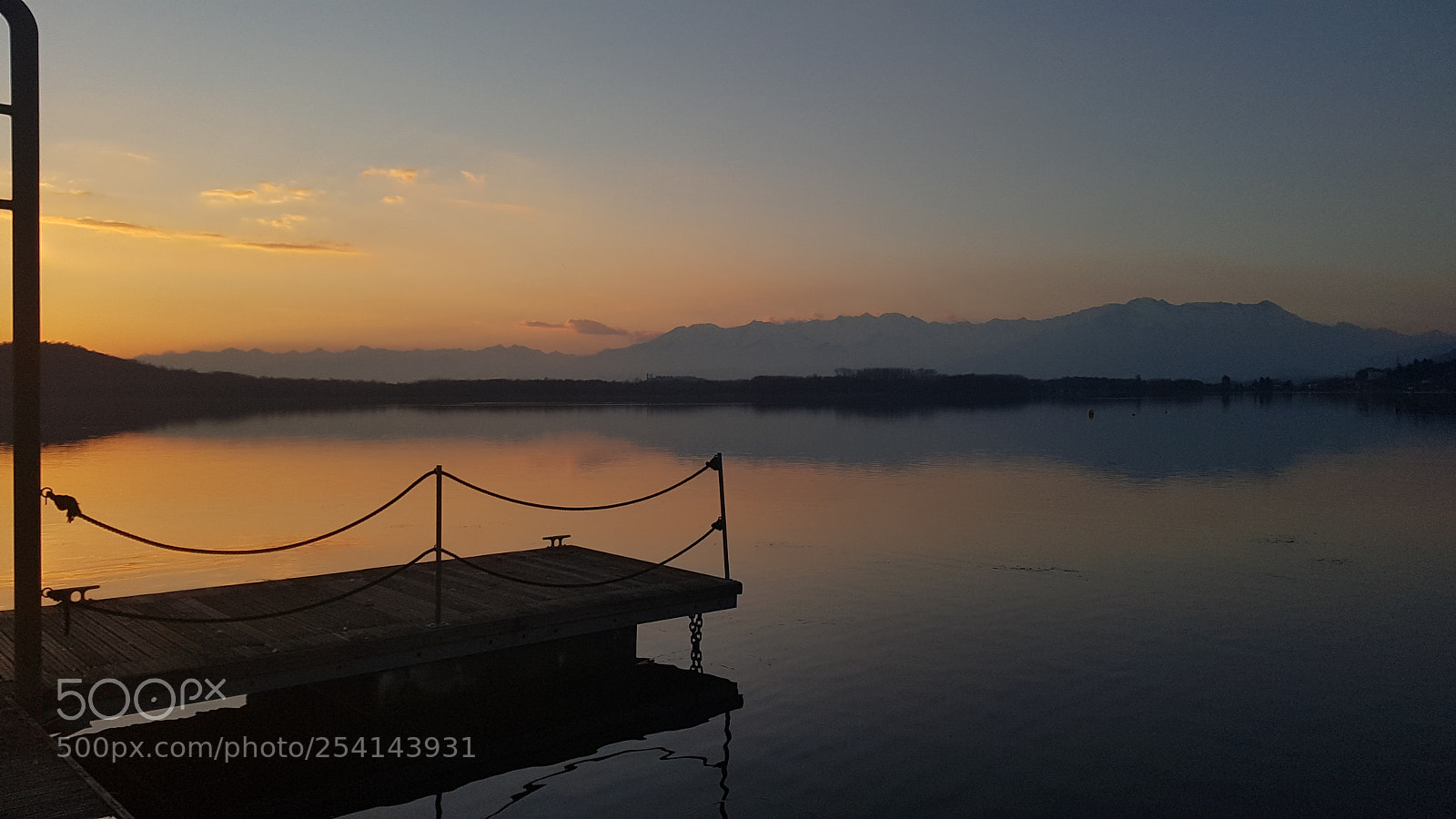 Samsung Galaxy S7 Edge sample photo. Sunset on lake photography