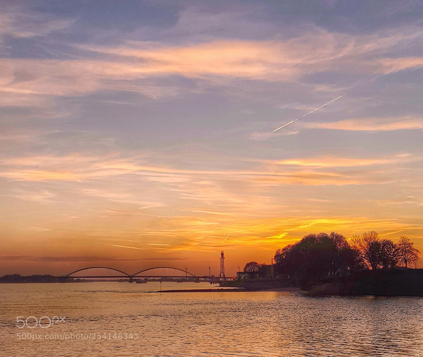 Samsung Galaxy S6 sample photo. • sunset above the river • photography