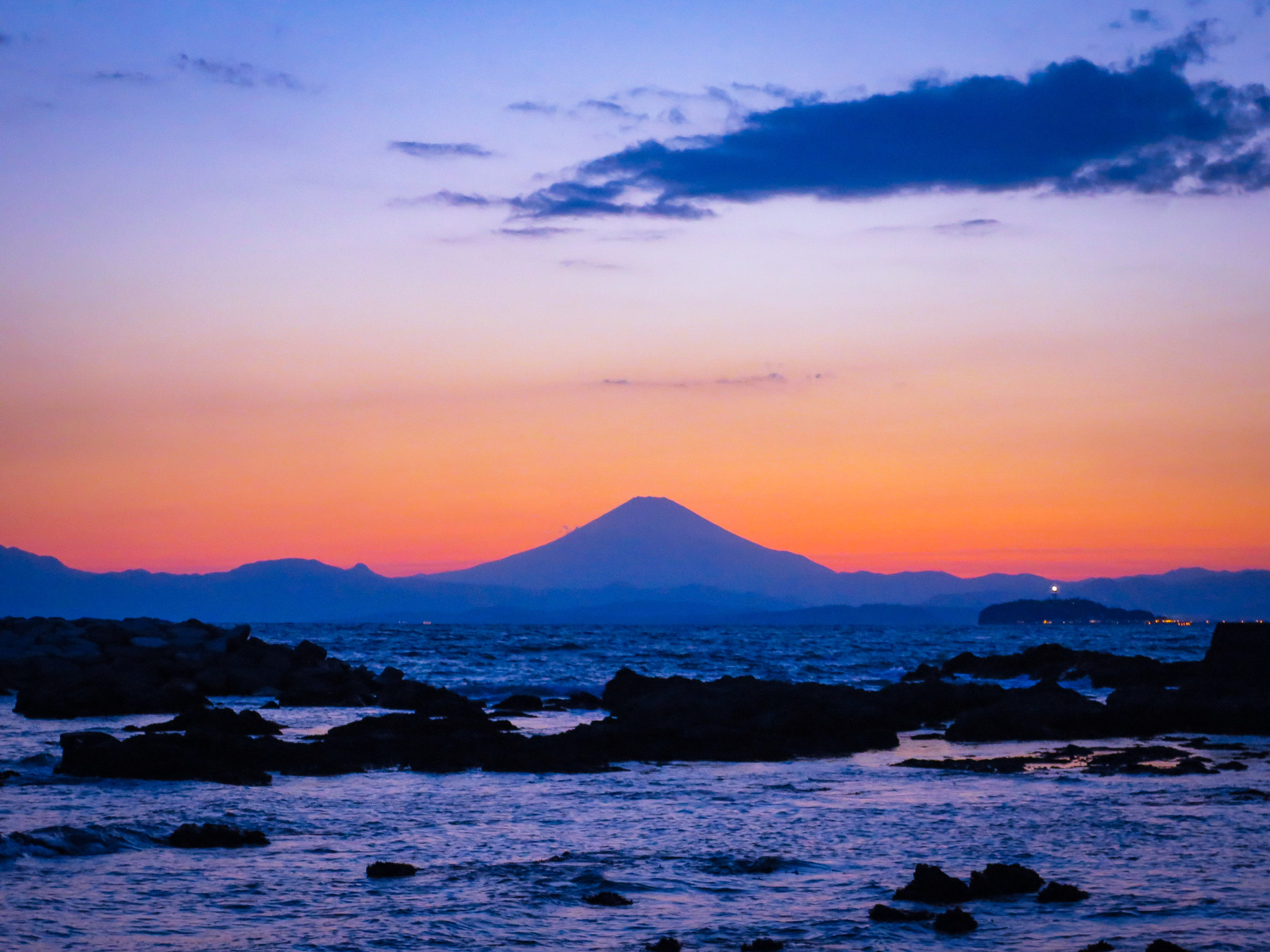 Canon PowerShot S120 sample photo. Mt. fuji in magic hour photography