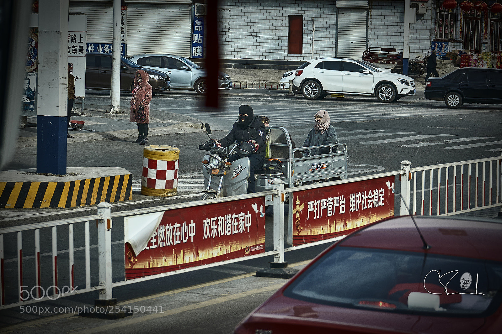 Sony Alpha NEX-6 sample photo. Transport collectif photography