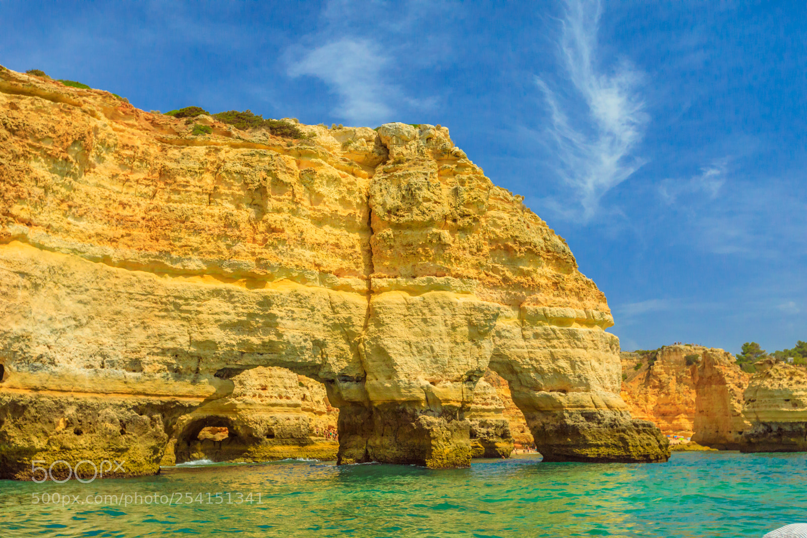 Canon EOS 5D Mark IV sample photo. Marinha beach natual arch photography