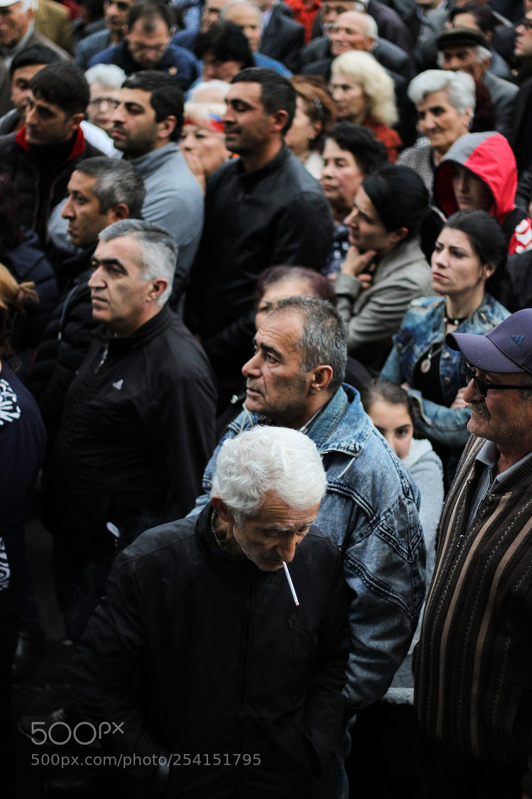 Canon EOS 600D (Rebel EOS T3i / EOS Kiss X5) sample photo. Movement  in yerevan photography