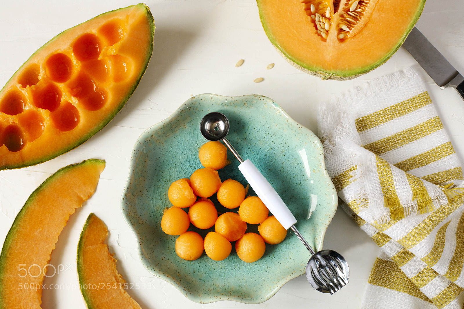 Canon EOS 5D Mark IV sample photo. Fresh sweet cantaloupe melon photography