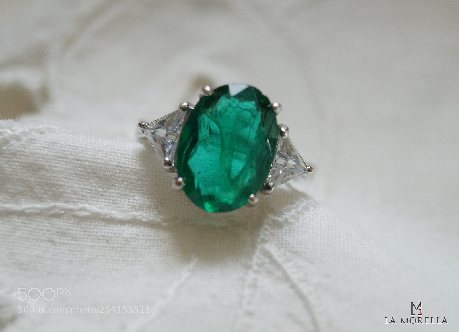 Sony SLT-A58 sample photo. Green and super green photography