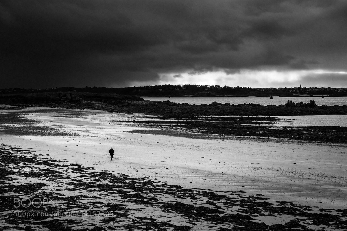 Fujifilm X-T1 sample photo. Walk on perh rel photography
