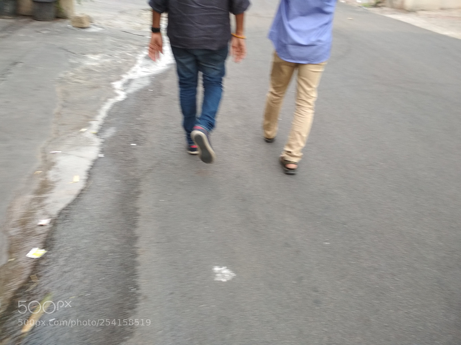 Xiaomi Redmi 4 Pro sample photo. Walk the talk photography
