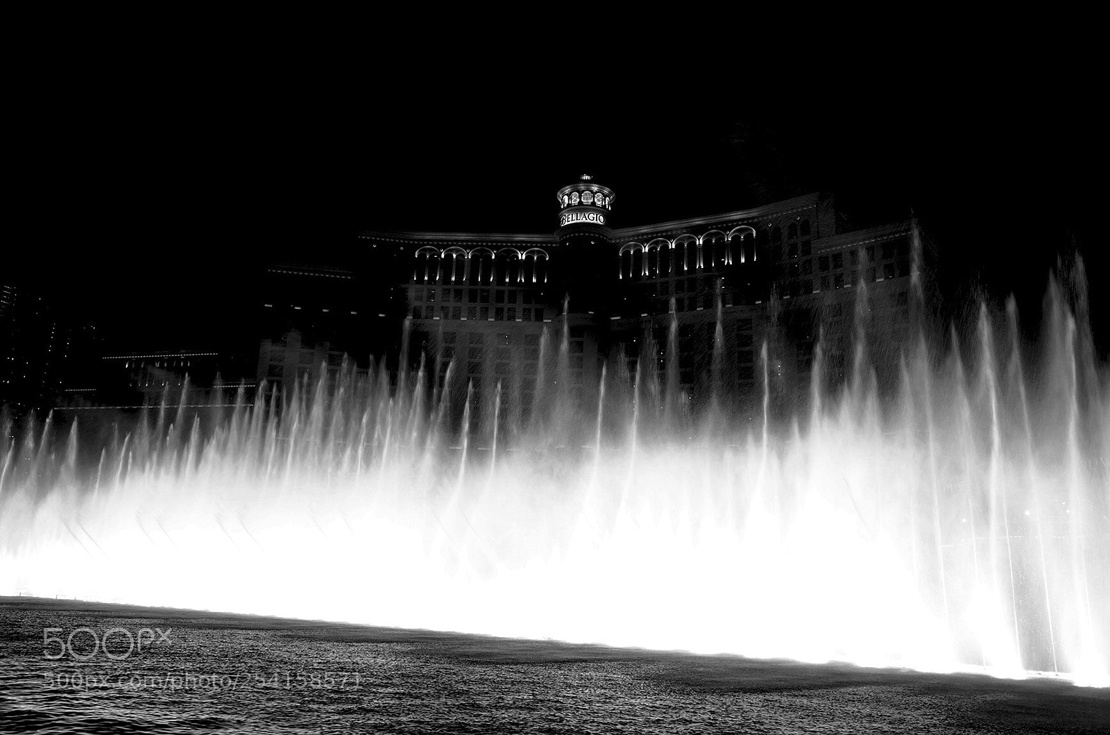 Ricoh GR sample photo. Bellagio photography