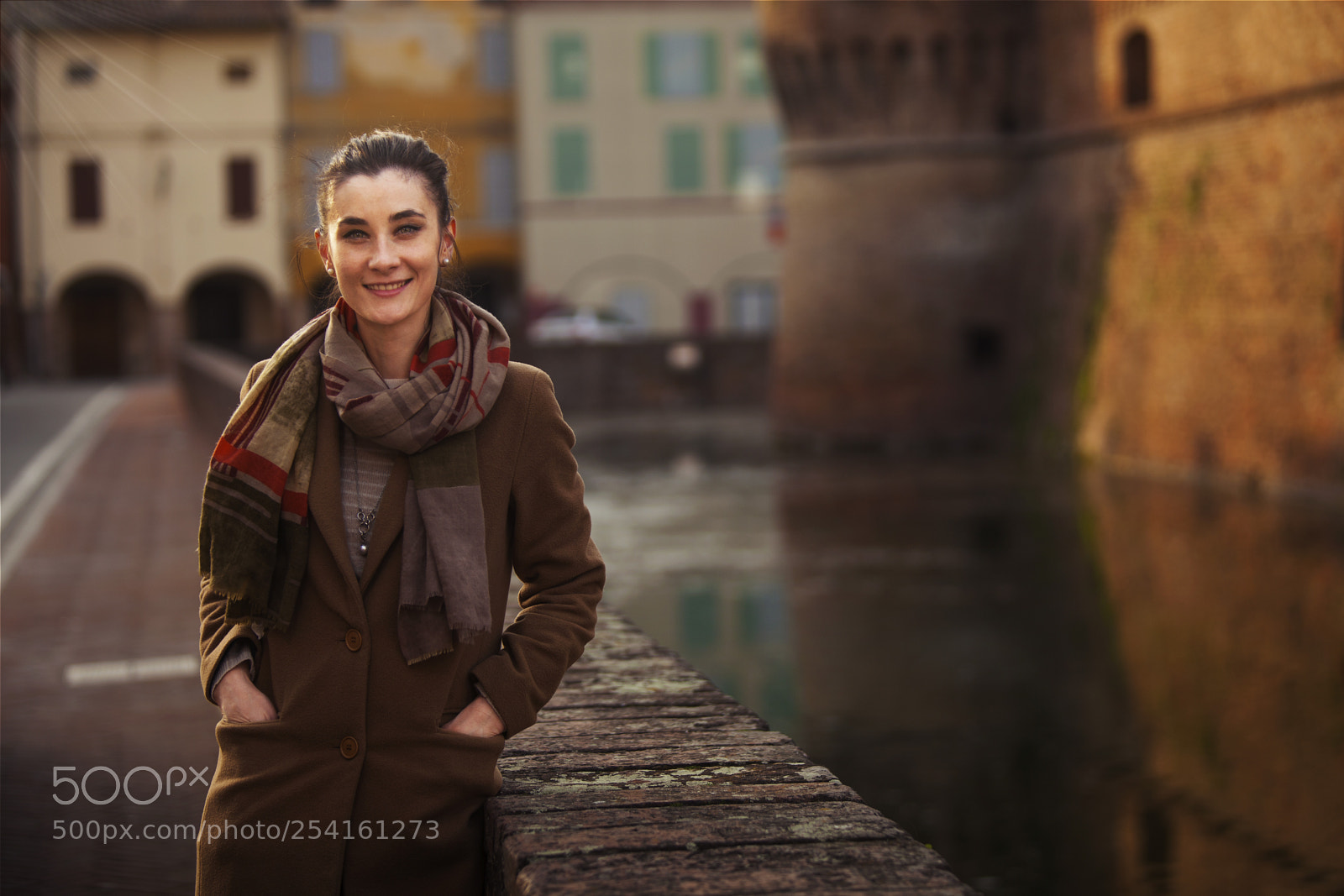 Canon EOS 5D Mark II sample photo. Italy ,  castle , street photography