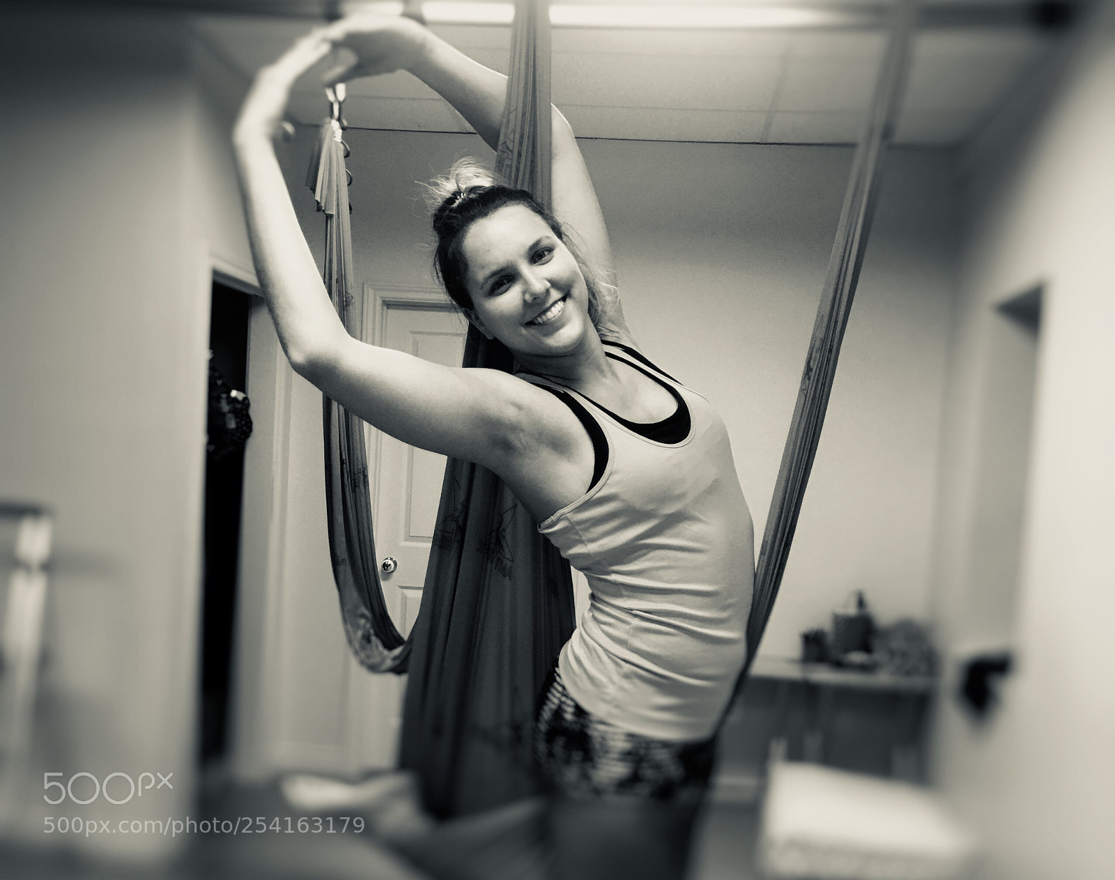 Apple iPhone 6s Plus sample photo. Antigravity yoga photography