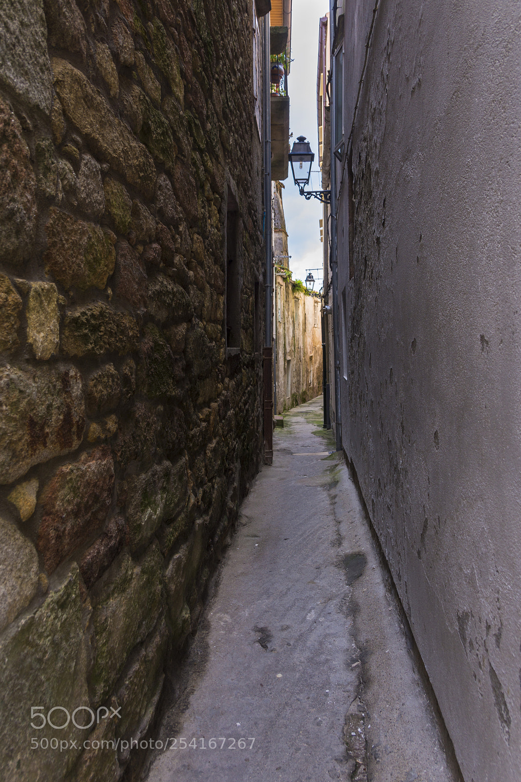 Nikon D7200 sample photo. Long and narrow street photography