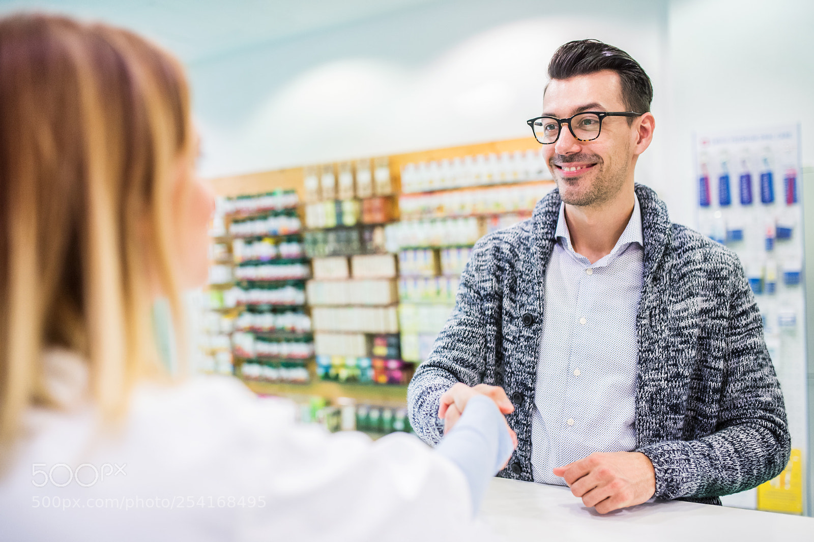 Nikon D5 sample photo. Female pharmacist serving a photography