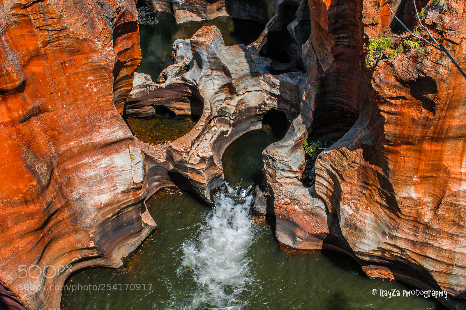 Nikon D5300 sample photo. Water power | rock erosion photography