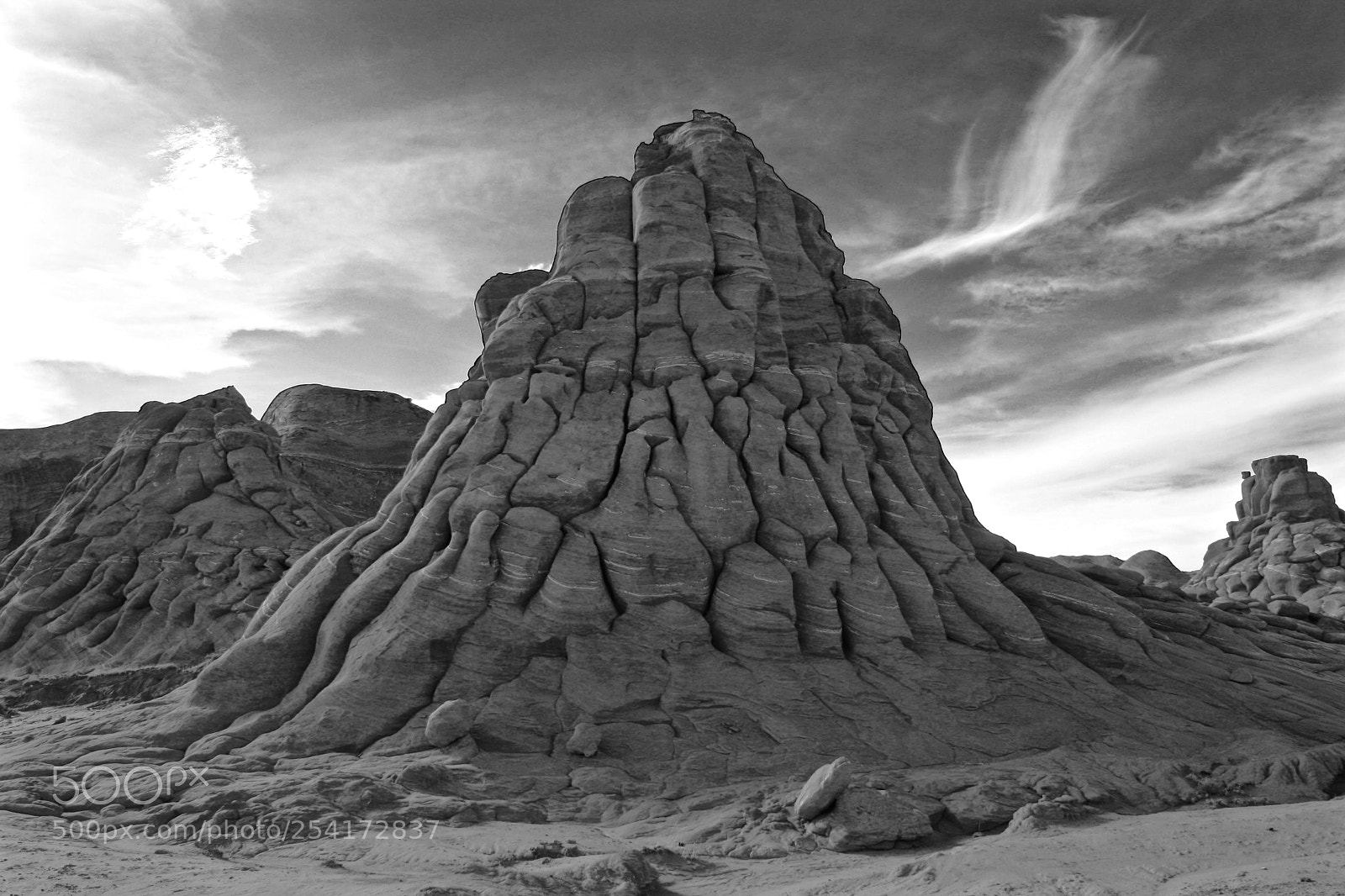 Canon EOS 1000D (EOS Digital Rebel XS / EOS Kiss F) sample photo. Stone tower photography