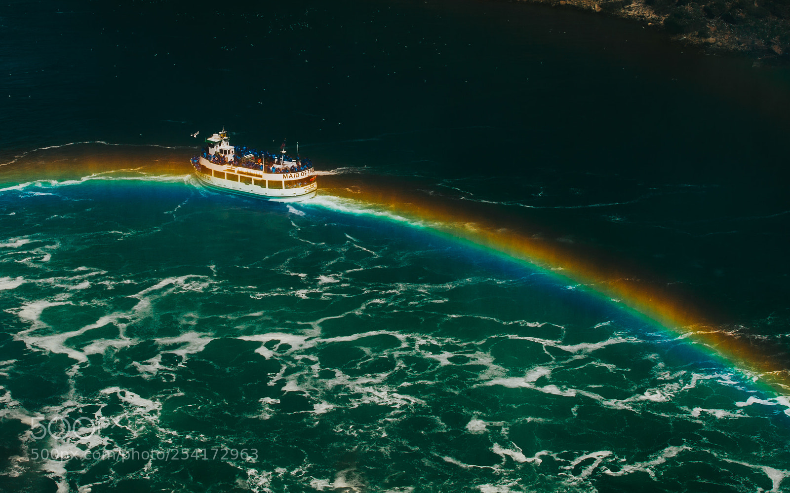 Nikon D700 sample photo. A boat caught in photography