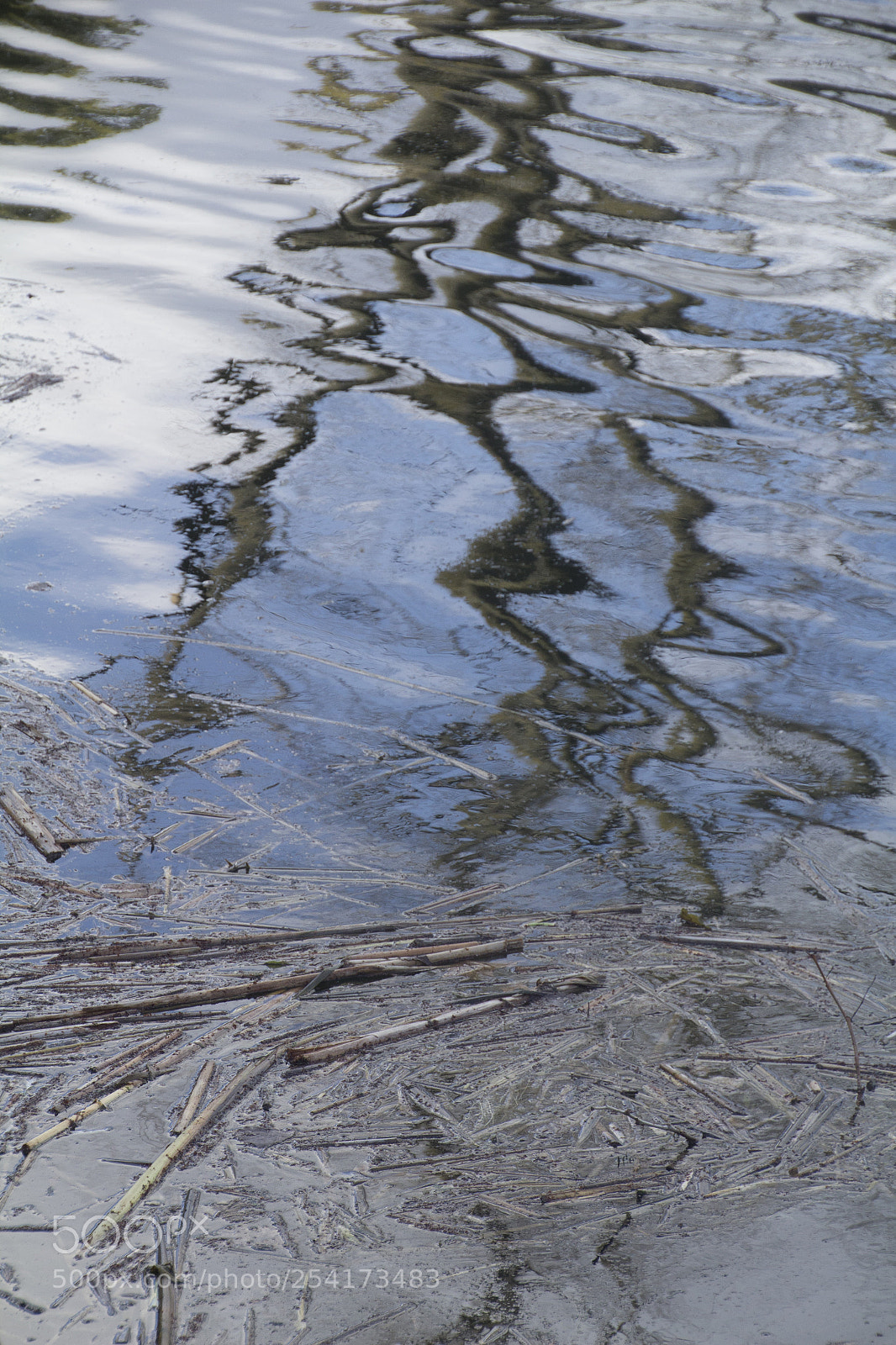 Canon EOS 1200D (EOS Rebel T5 / EOS Kiss X70 / EOS Hi) sample photo. Wavy lines and wooden photography