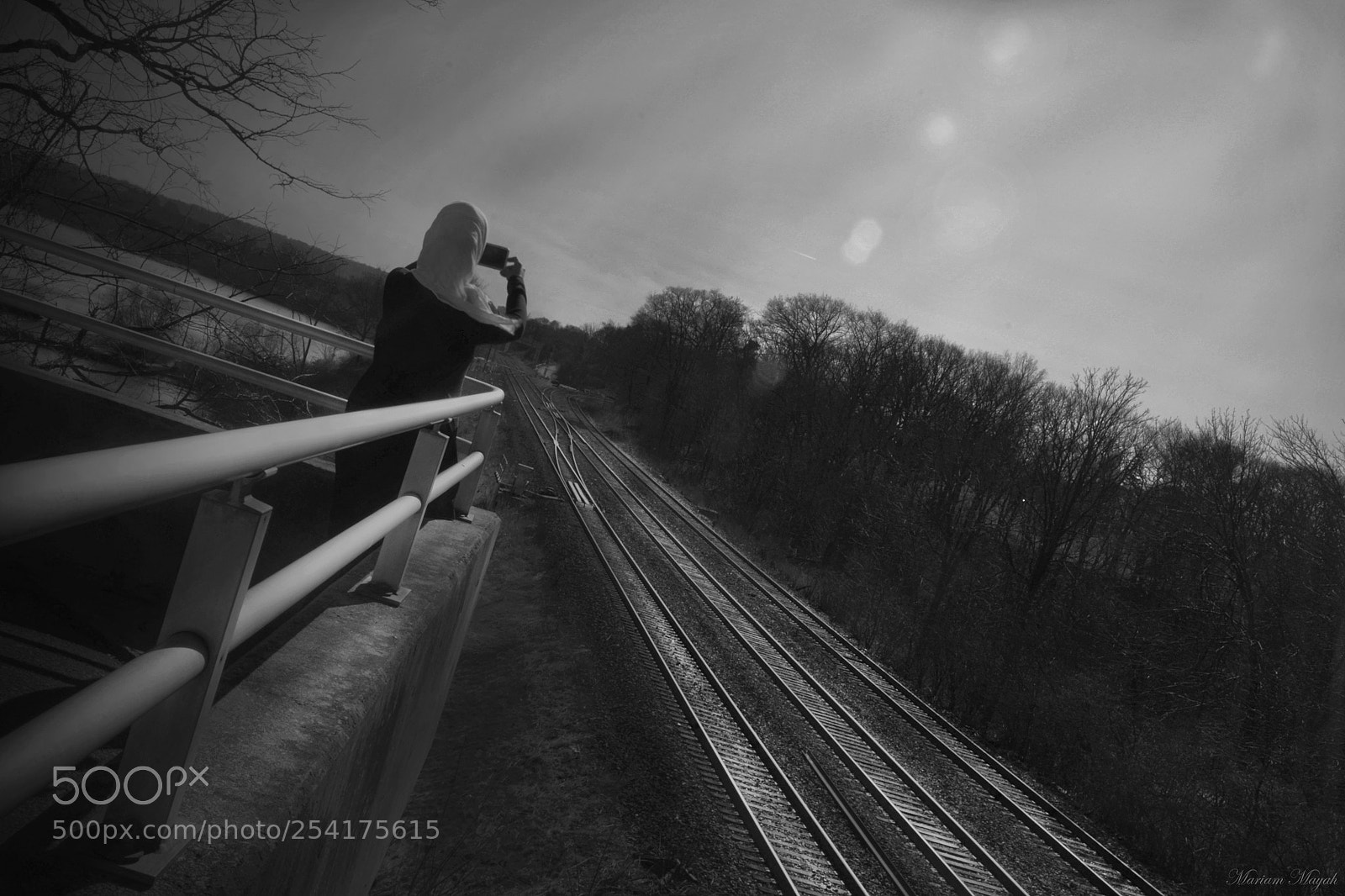 Nikon D3100 sample photo. Black and white conversation photography