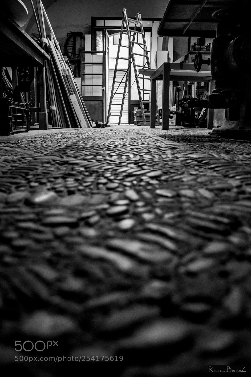 Nikon D7200 sample photo. Old carpentry photography